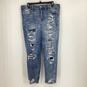 AEO American Eagle Womens Size 14 Short Next Level Stretch Destress Light Wash